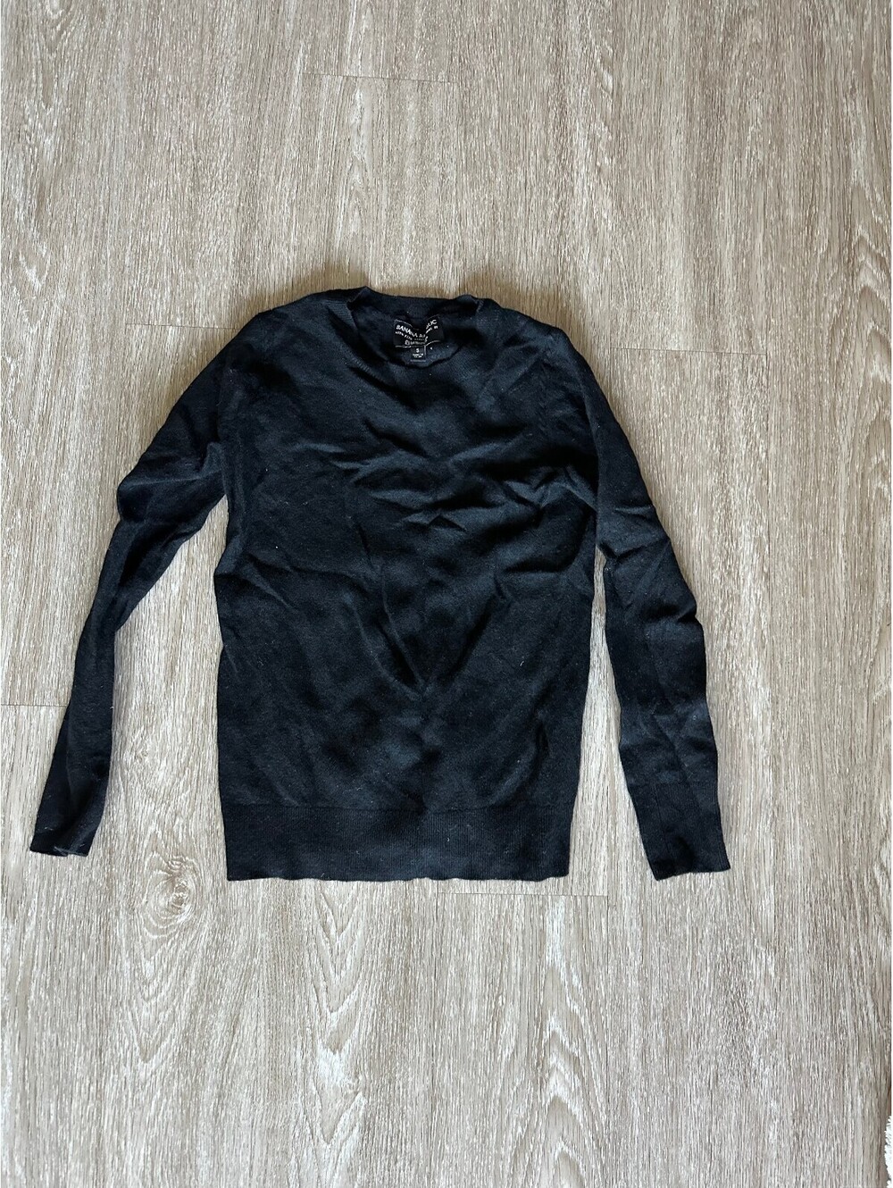 Banana Republic women's black long sleeve cashmere sweater
